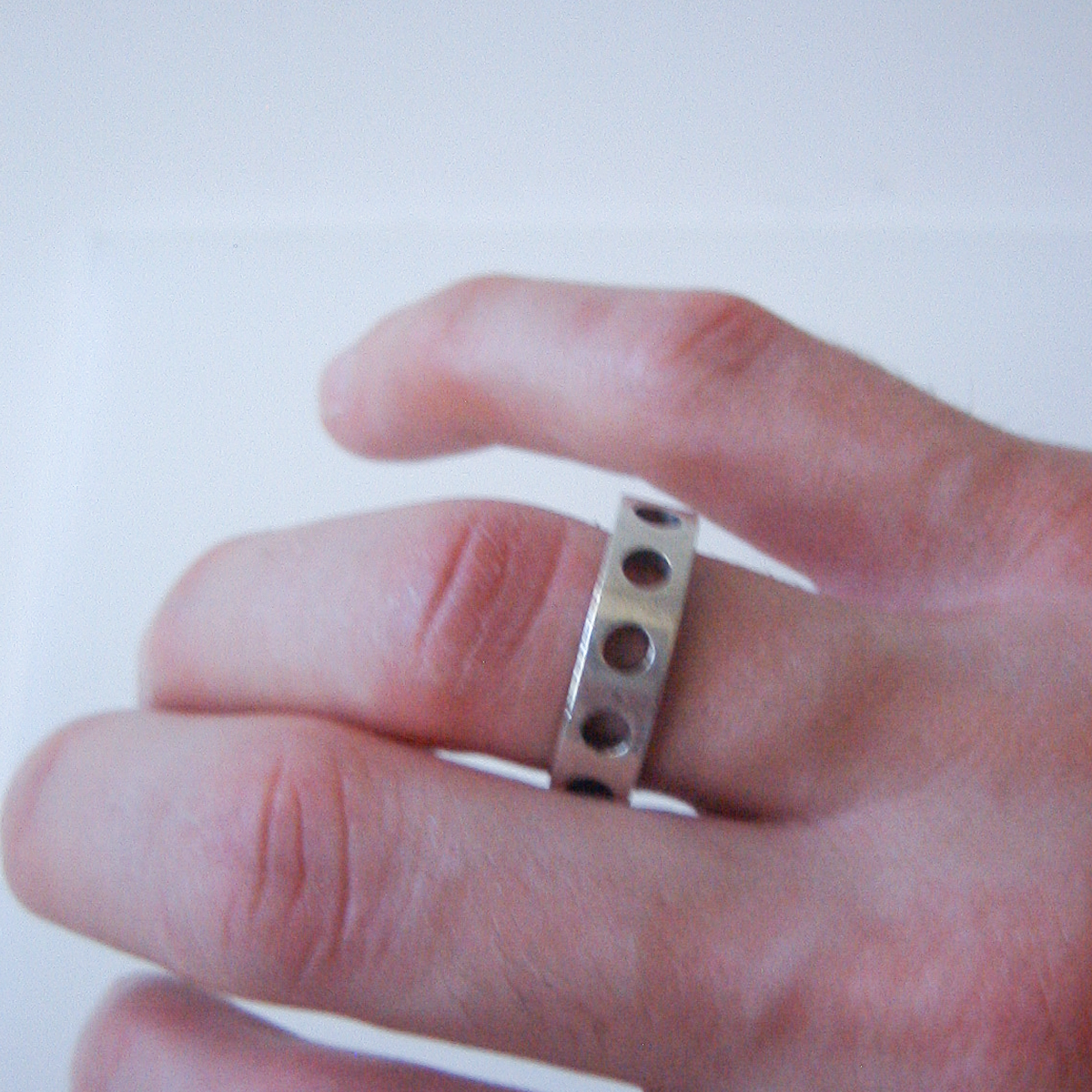 Puncture Ring